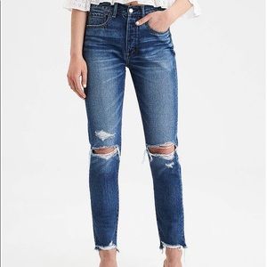 American Eagle High Rise Girlfriend Jeans with Rip